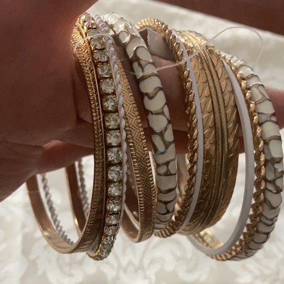 Bangles - Picture 4 of 6